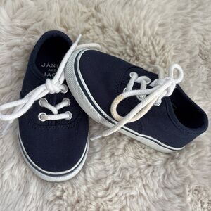 Classic Tennis Shoes For Toddler US Size 6